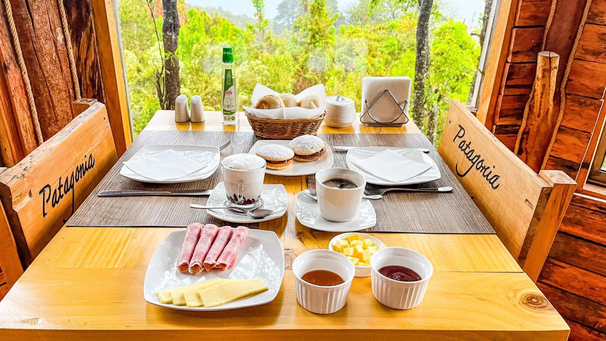 Patagonia Nativa Bed & Breakfast Cochamo Exterior photo